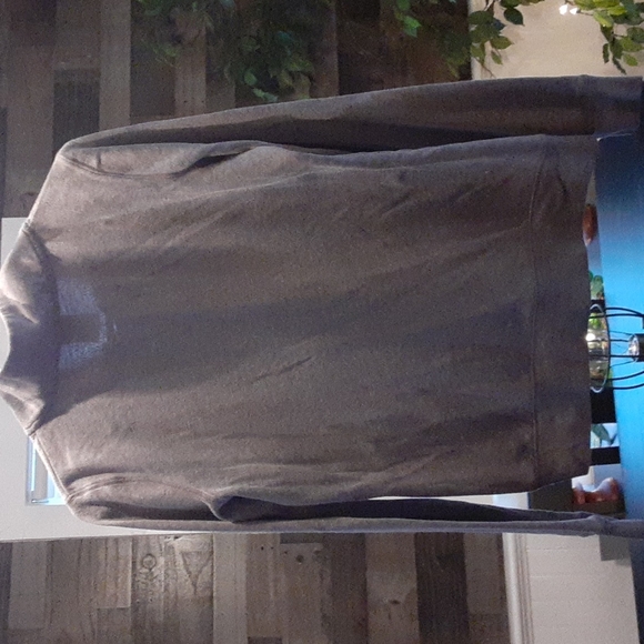 PINK Victoria's Secret top - Picture 2 of 9